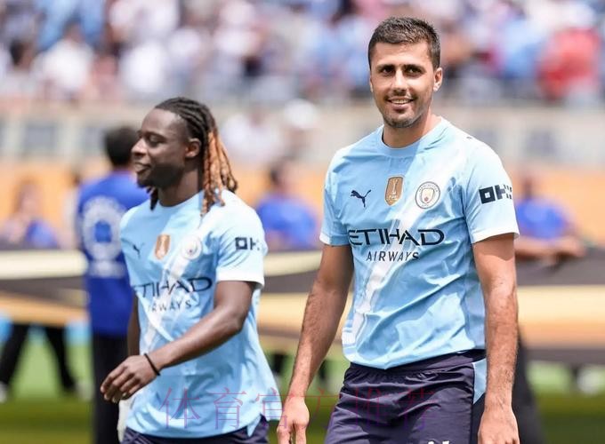 莱斯特城和西汉姆均有意冬窗租借皇马前锋约维奇